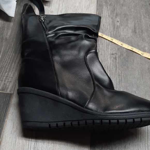 SOLD  Womens Retro wedge marshmellow pull-on calf boots - Picture 7 of 16